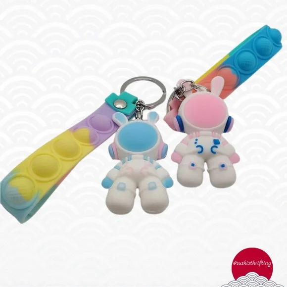 Bunny Astronaut Keychain Pick (1) - Picture 2 of 12